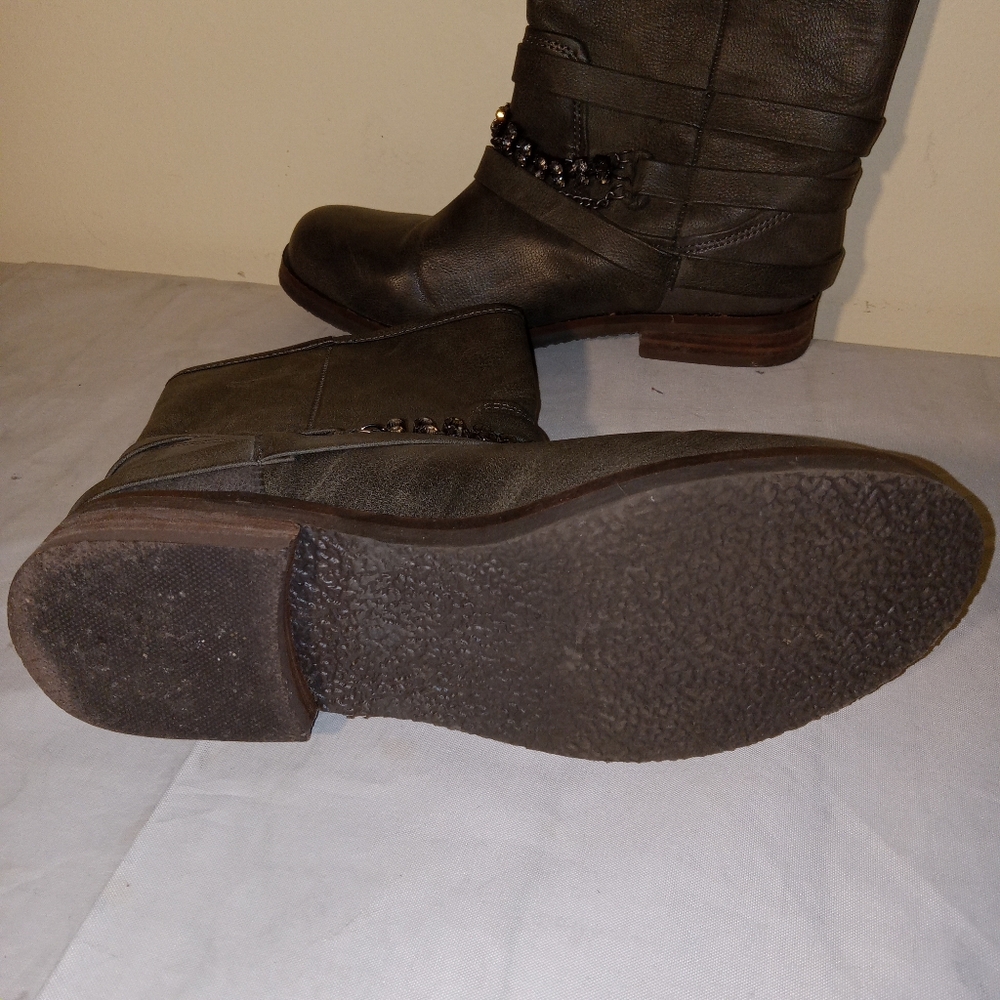 Coconuts by Matisse Berriman Chain Embellished Boots 5M - Picture 8 of 9